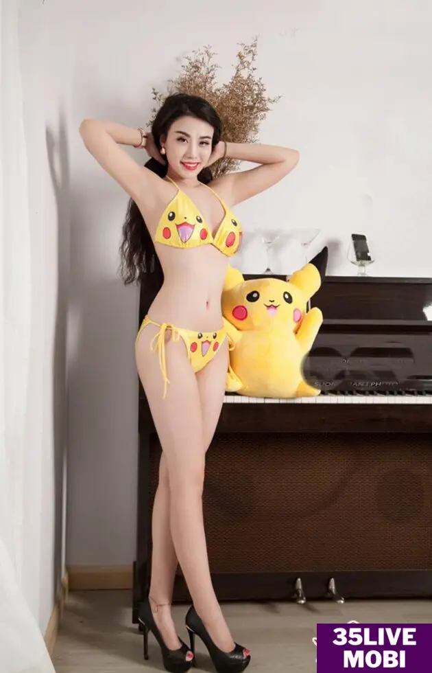 Hotgirl Linh Miu Mặc Bikini Hình 2